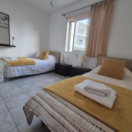 2 Bedroom Townhouse Lower Peyia Paphos Cyprus Екстер'єр фото