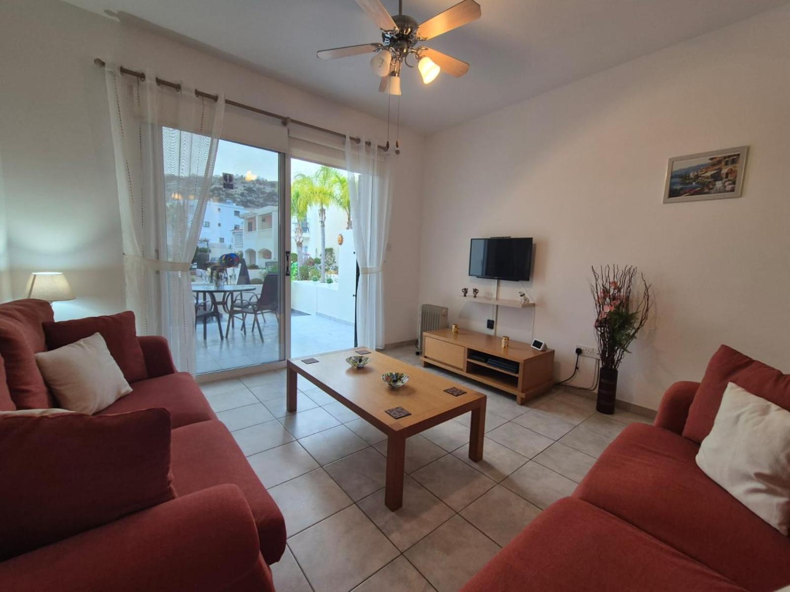 2 Bedroom Townhouse Lower Peyia Paphos Cyprus Екстер'єр фото